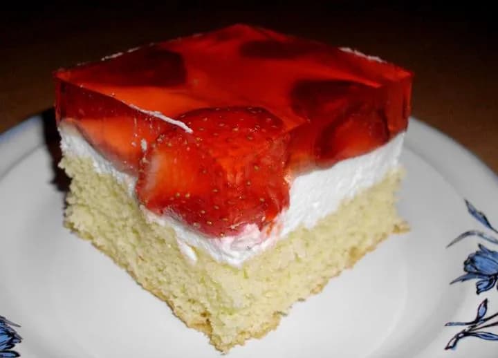 Jak zrobić bitą śmietanę z galaretką - proste i smaczne przepisy